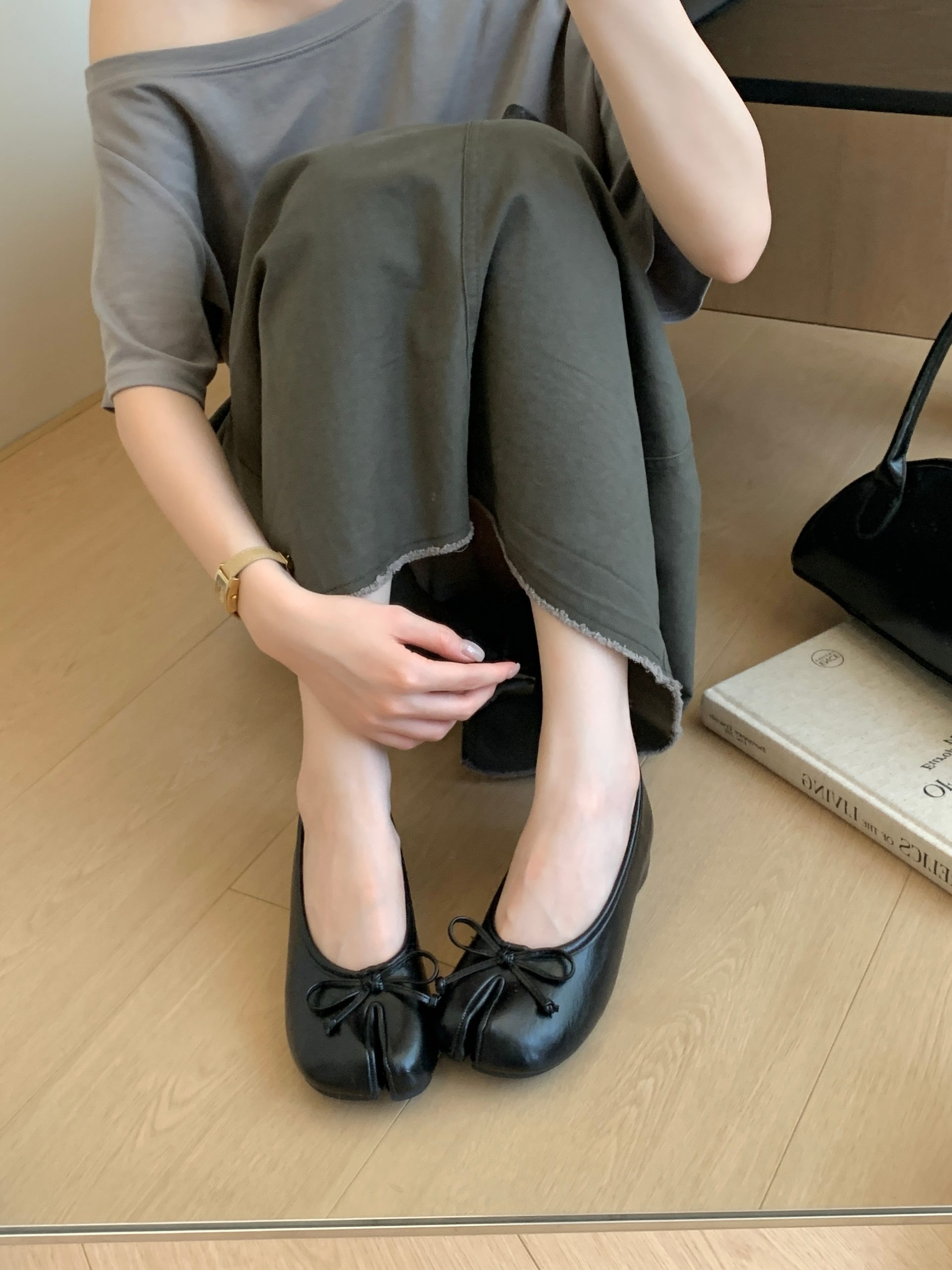 2026 New Autumn 4CM Split Toe Ballet Flats Women Low Top Chunky Heel Shoes 35-40 - Image 2