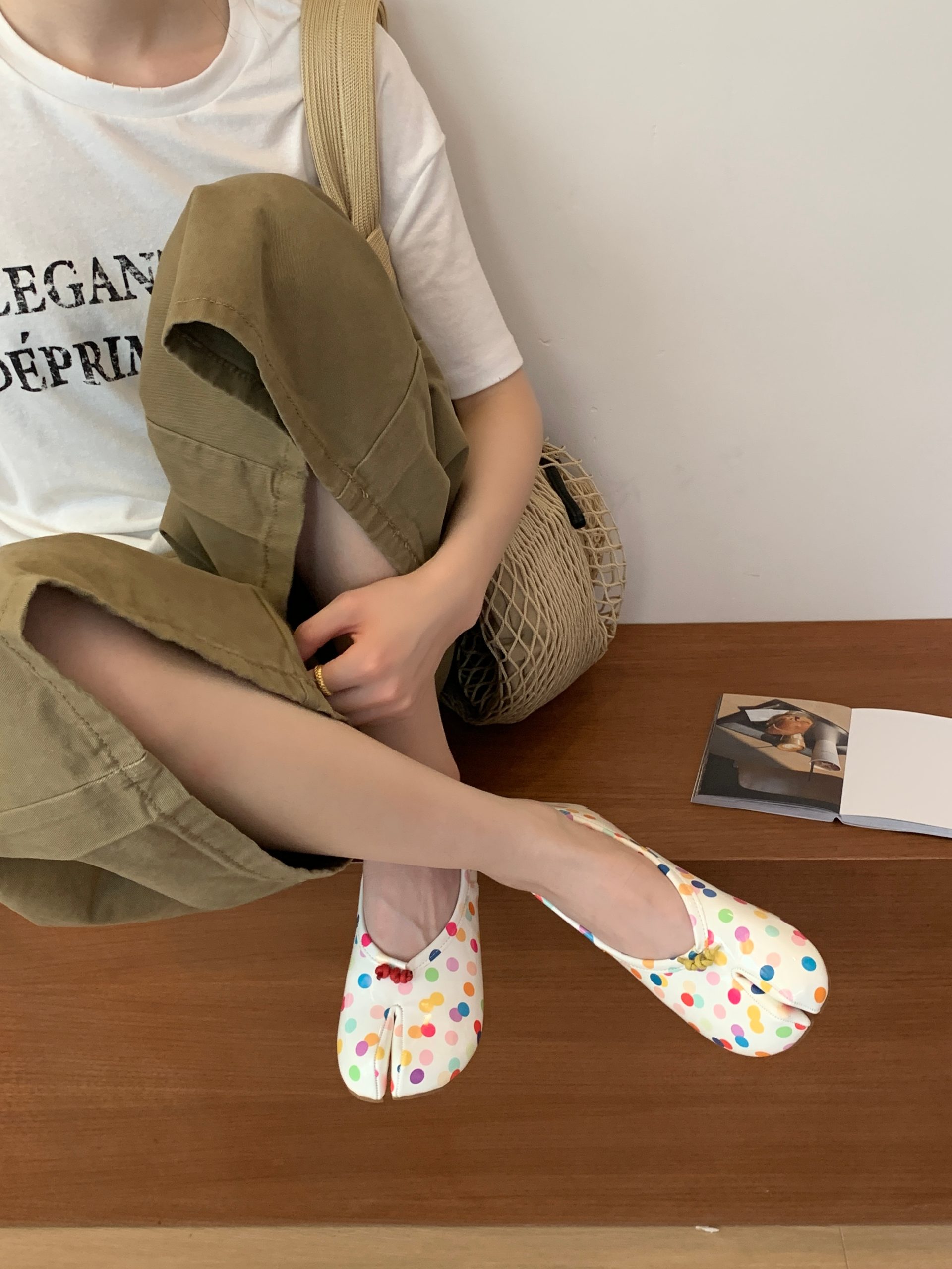 2026 New Flat Colorful Split-Toe Women's Shoes In Stock Sizes 35-40 - Image 2
