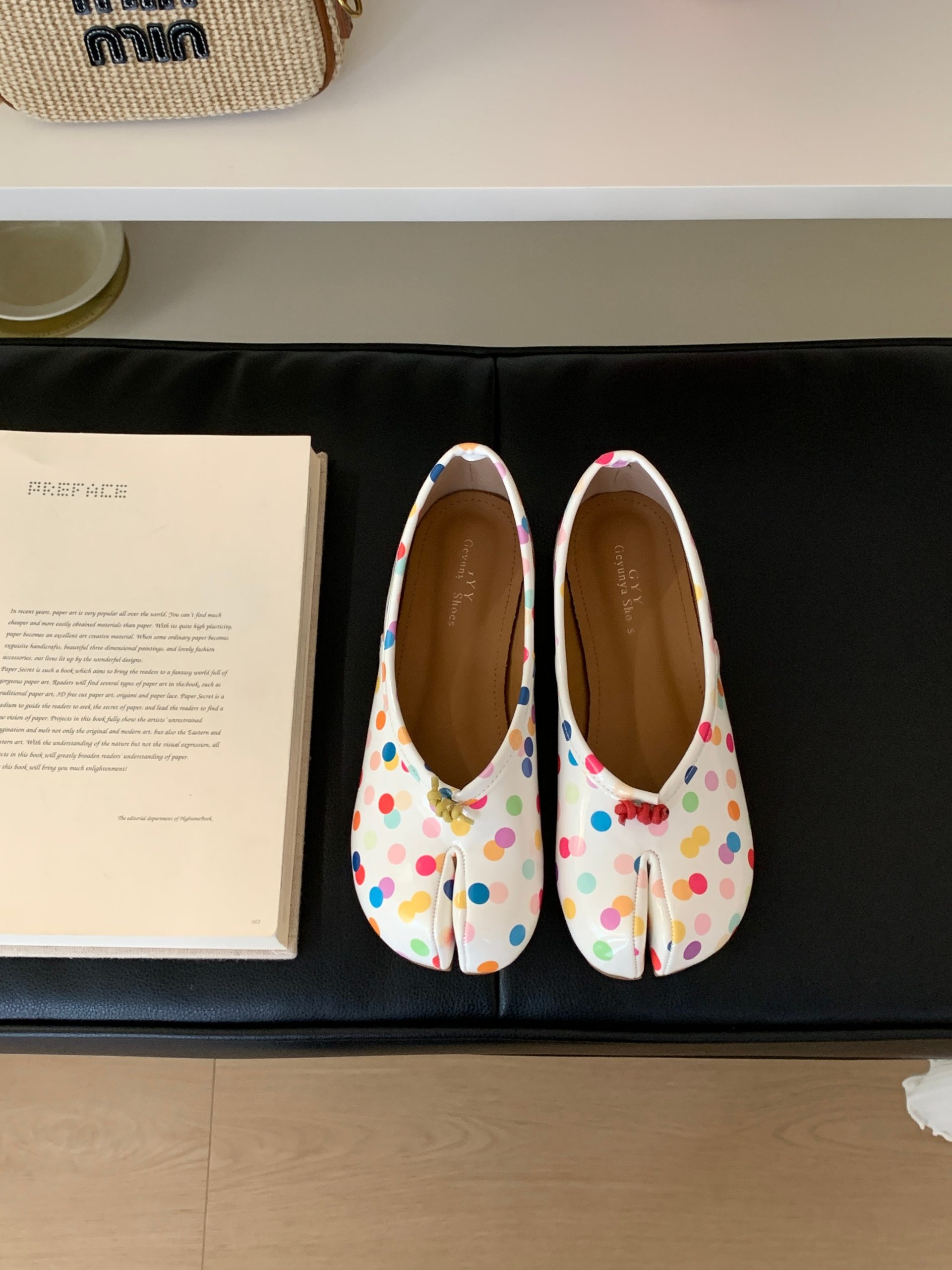 2026 New Flat Colorful Split-Toe Women's Shoes In Stock Sizes 35-40 - Image 4
