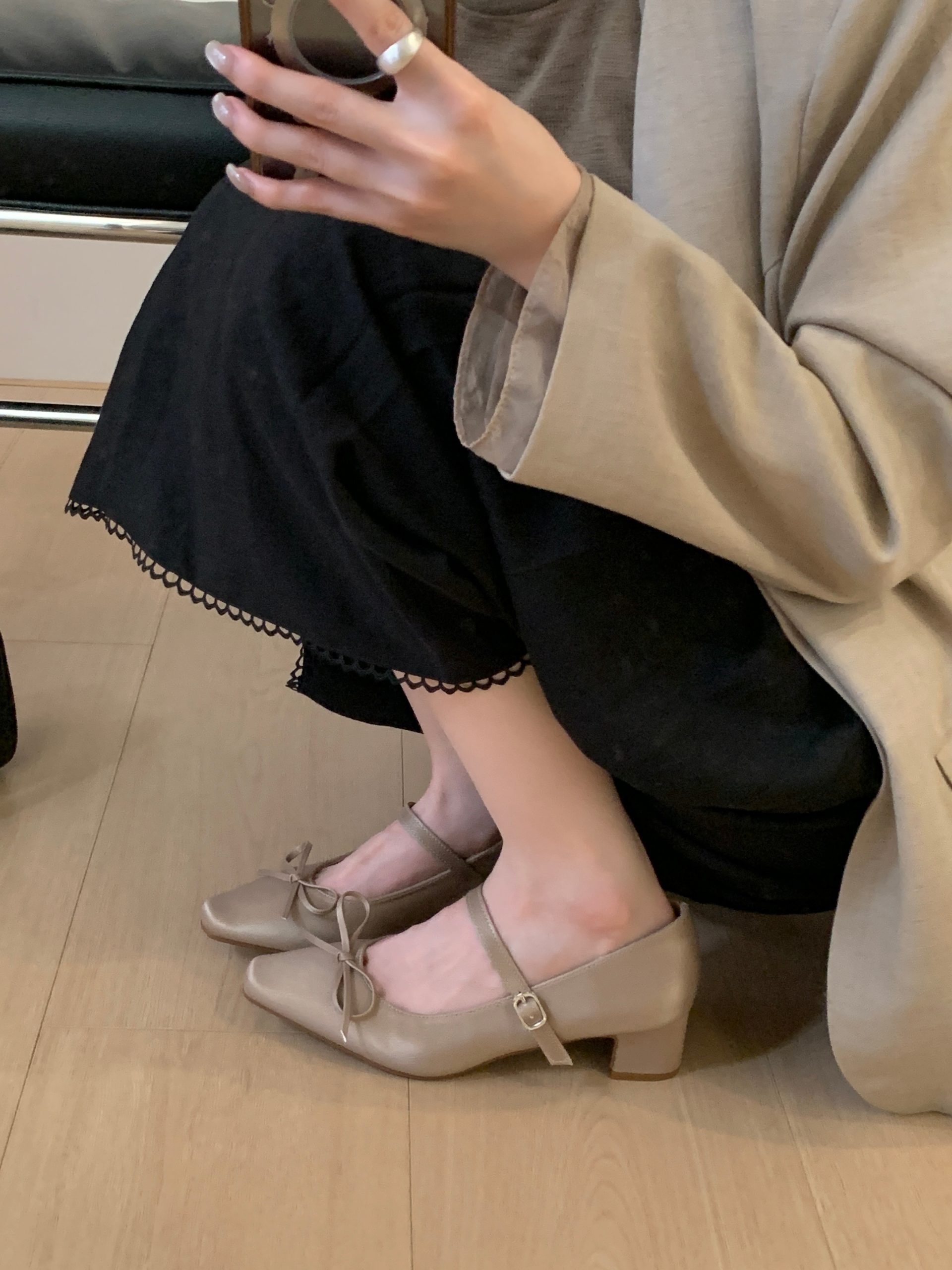 2026 New Square Toe Chunky Heel Mary Jane Shoes with Bow One-Strap Low Heel Women's Shoes 35-40 - Image 3